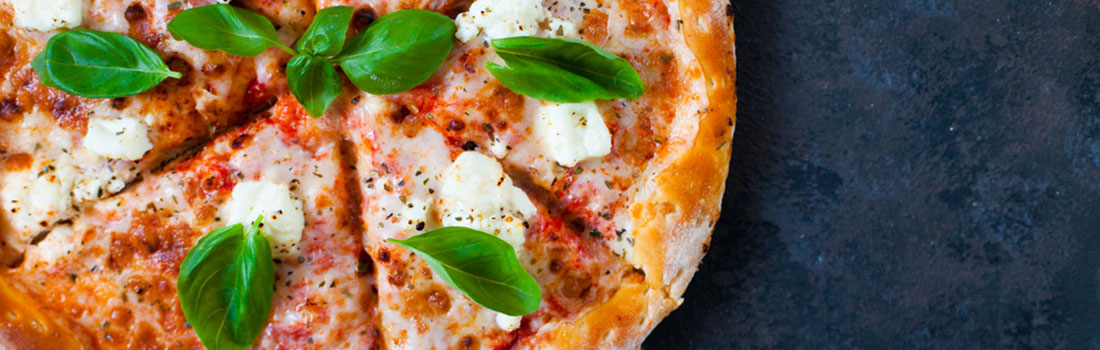 Pizza saludable pero igual de deliciosa! Prueba estas 2 recetas!