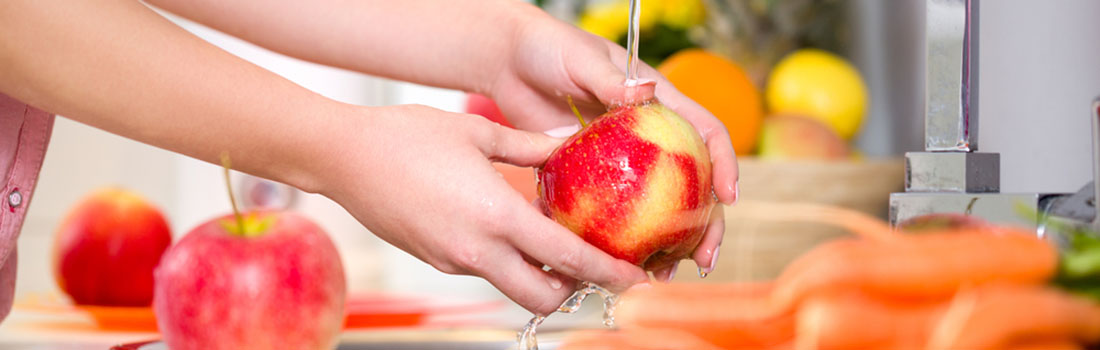 8 consejos para lavar correctamente tus verduras y frutas